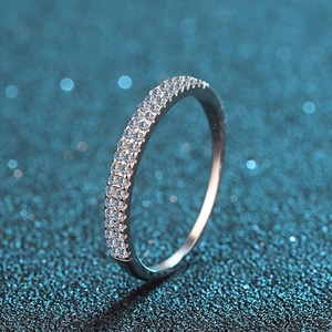 Bague d'éternité en argent sterling 925 0.23ct Alliance Belles bagues de luxe en moissanite pour femmes - Product Image 4