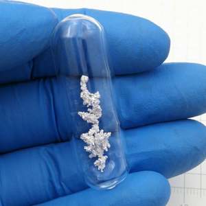 Métal argenté 99.999%, morceaux irréguliers de cristal d'argent de 1 gramme dans le verre - Product Image 3