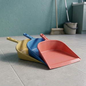 Recogedor y Escoba Portátiles Ligeros de PP con Mango Largo y Cerdas Suaves para Limpieza Fácil del Suelo, Ideal para Uso Doméstico - Product Image 3