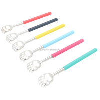 Grattoir à dos télescopique en acier inoxydable extensible avec tête ergonomique en forme de griffe, option de gravure personnalisée, cadeau idéal pour les seniors