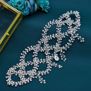 Chaîne de front de mariée en strass faite à la main - Coiffe vintage pour les coiffures de mariage - Product Image 6