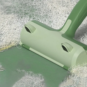 Dispositivo di rimozione dei peli di cane gatto portatile in plastica - Product Image 5