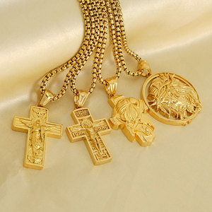 Collier religieux anti-ternissement en acier inoxydable personnalisé plaqué or 14k 18k, croix fine Jésus et la Vierge Marie pour femmes et hommes - Product Image 1