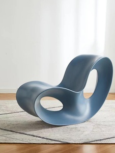 Fauteuil à bascule en plastique de luxe nordique, chaise longue créative haut de gamme, chaise de soleil moderne minimaliste pour salon et maison - Product Image 2