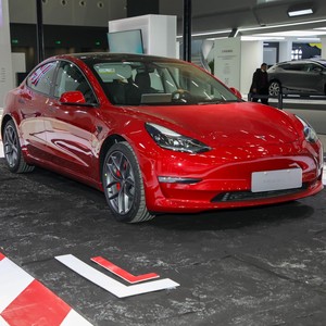 Convient pour Tesla Model 3/<span class=keywords><strong>Y</strong></span> Modifié Volant en fibre de carbone Upgrade Turning Fur Edamame Type <span class=keywords><strong>D</strong></span> Volant - Product Image 2