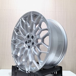 Jantes forgées sur mesure en une seule pièce, 18-26 pouces, 5x112, 5x114.3, 5x120, 6x139.7, jantes monobloc pour Mercedes, BMW, <span class=keywords><strong>Ferrari</strong></span>, voitures de luxe - Product Image 3