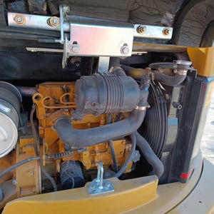 Miniexcavadora Usada Caterpillar 303 de 3 Toneladas con Motor y Bomba para Construcción en Exteriores - Product Image 6