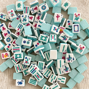 US Warehouse Fast Delivery: Custom Premium Green Glitter American Mahjong <b>Set</b> (160 Tiles) – Hand-Painted Acrylic, Foldable, Mode - Product Image 2