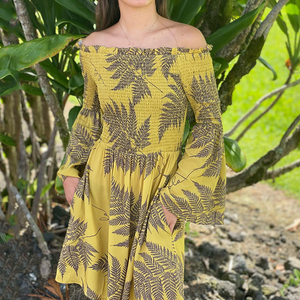 OEM Custom Beach Hawaiian Print Pleated <b>Elastic</b> Off-Shoulder Flared Sleeve Dress Luxury Rayon Casual Dress - Product Image 1