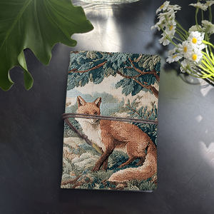 Taccuino Vintage fatto a mano A6 con chiusura a cravatta ciondolo pagine 160 carta spessa regalo perfetto per squadre con <span class=keywords><strong>volpe</strong></span> foglie di albero g - Product Image 1