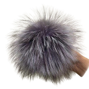 Pompón <span class=keywords><strong>de</strong></span> piel natural grande, Bola <span class=keywords><strong>de</strong></span> pompón <span class=keywords><strong>de</strong></span> piel <span class=keywords><strong>de</strong></span> mapache para sombreros, pompón <span class=keywords><strong>de</strong></span> bolas <span class=keywords><strong>de</strong></span> piel con pompones DIY a presión para bufandas, zapatos, <span class=keywords><strong>botas</strong></span> - Product Image 2