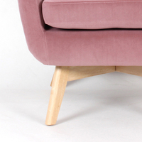 Fauteuil d'appoint MERRY MR-AC260 en velours rose poudré, capitonné losanges, avec pieds en bois massif écologique, idéal pour hôtel et salon moderne