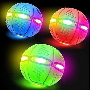 Vendita calda portatile UFO palla giocattolo magico disco volante palla musica leggera per i bambini 5-7 anni fatto in plastica resistente per lo Sport di sfiato - Product Image 3