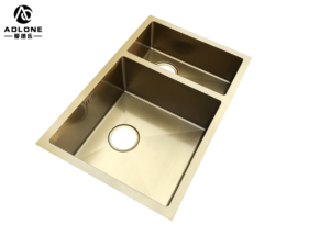 Évier de cuisine <span class=keywords><strong>double</strong></span> fait main en acier inoxydable 304 de qualité supérieure, design rectangulaire contemporain, anti-rayures, avec <span class=keywords><strong>robinet</strong></span> intégré - Product Image 2
