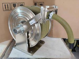 Carrete de Manguera Retráctil de Acero Inoxidable con Resorte para Lavado de Autos, Uso Profesional, Industrial, Comercial y Detallado Automotriz, 32 mm - Product Image 3