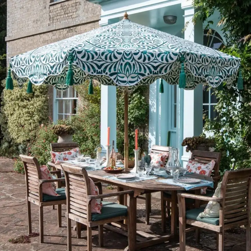 Outdoor 7ft 9ft Houten Handgemaakte Frame Achthoekige Tuinparasol Met Kwastjes, Grote Parasol Voor Terras Patio Dekken Hotel