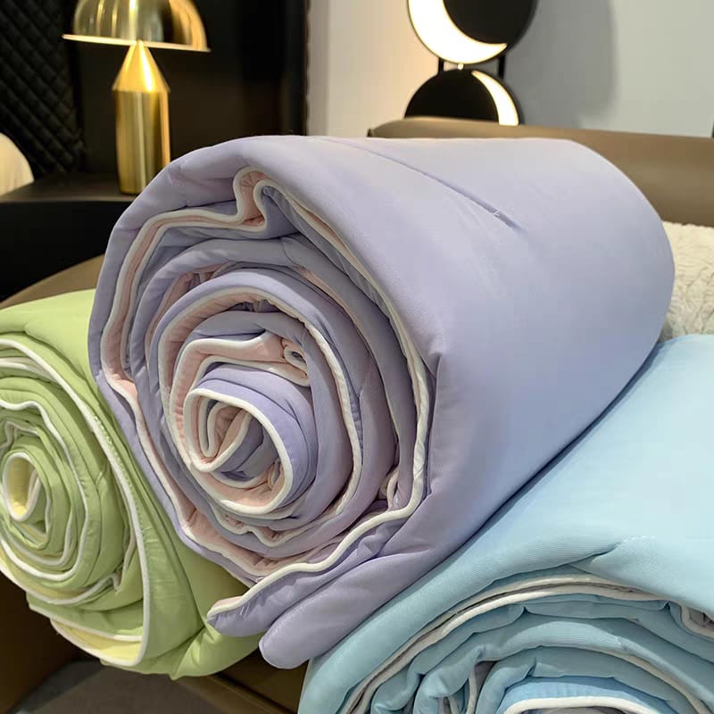 Cooling Marshmallow Duvet | Summer Cooling Blanket with Nylon &amp; Spandex Lightweight Quilt