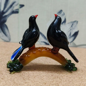 Figurines d'oiseaux jaunes en verre soufflé à la main, paire, décoration artistique pour branche, sculpture animale de collection, petit monde en verre fait main, Rajasthan - Product Image 1