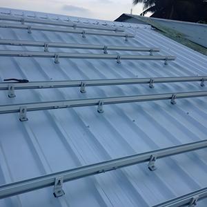 Énergie solaire Supports de montage de <span class=keywords><strong>panneau</strong></span> solaire Pv photovoltaïque <span class=keywords><strong>Kit</strong></span> de <span class=keywords><strong>fixation</strong></span> de toit en métal - Product Image 4