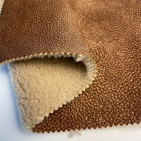 Fabricant de tissu de fausse fourrure reconstituée personnalisée en PU Polyester matériau du vêtement cuir synthétique daim tissu de fausse fourrure reconstituée