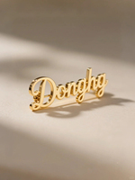 Badge en alliage de zinc doré brillant, lettre 3D gravée à la main, étiquette nominative personnalisée, épingle de sûreté pour vêtements de sport, émail dur