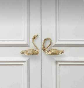 Poignées en laiton en forme de cygne et de canard, fabriquées et finies avec soin, pour portes, destinées aux exportateurs. - Product Image 4