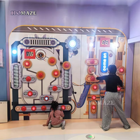 Aire de jeux intérieure sur le thème de l'espace de haute qualité, mur interactif pour enfants, parcours d'obstacles avec grands toboggans