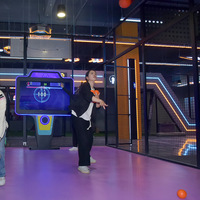 Centre de fitness interactif multijoueur en intérieur, appareil de divertissement sportif numérique à écran large pour le tir de balles, matériel