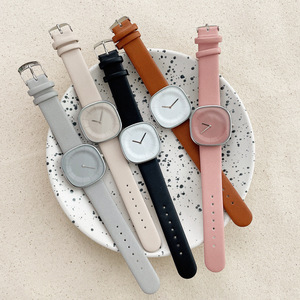 Reloj sencillo de disco blanco para mujer, relojes literarios versátiles a la moda, novedad de 2022 - Product Image 6