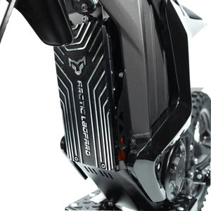 รถมอเตอร์ครอส Leopard XE Pro R 700Nm ระบายความร้อนด้วยน้ำ 26.5kW 74V 60Ah E-Bike 72MPH ขายส่ง - Product Image 3
