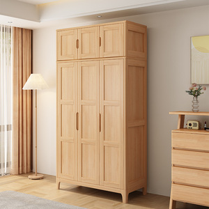 Armario de Madera Maciza de Estilo Escandinavo, Armario de Almacenamiento para Dormitorio de Gran Capacidad con Tres Puertas - Product Image 1