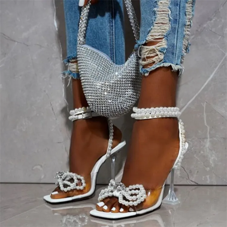 Europa y los Estados Unidos Comercio exterior nuevos zapatos de mujer de gran tamaño Cabeza Cuadrada vidrio transparente con perla diamante-Arco HIG