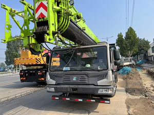 Grue sur camion Zoomlion ZTC250V d'occasion durable, capacité de levage de 25 tonnes, moteur hydraulique Weichai - Product Image 3