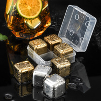 Accessoires de bar Mini glaçon en métal en acier inoxydable avec pince Bar à vin Wisky Chiller Pierres Glaçons réutilisables pour Cola
