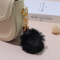 Porte-clés en peluche ours cœur mignon, boule en fausse fourrure, breloque de sac, pendentif à boucle métallique, anneau de clé de voiture, cadeau décoratif pour femmes et filles