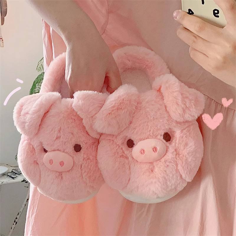 Cute Kids Pig Slippers Fun Warm Footwear for All Ages