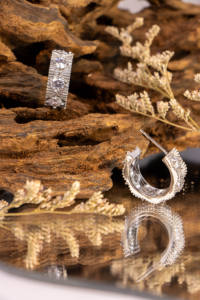 Pendentif en argent plaqué électrolytiquement en forme de C, style bohème, boucles d'oreilles pour femmes, zircon, mode haut de gamme, niche, pour les trajets quotidiens - Product Image 5