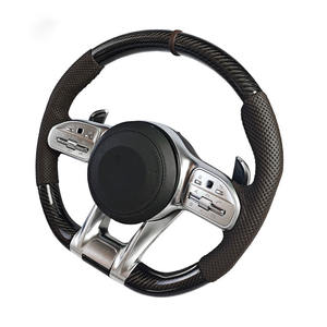 Volante de fibra de carbono para <span class=keywords><strong>Mercedes</strong></span>-Benz <span class=keywords><strong>GLA</strong></span> 200 [156942] 2014-2019 - Product Image 1