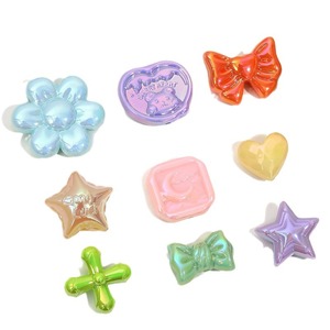 Coloré <span class=keywords><strong>fait</strong></span> à la main bricolage <span class=keywords><strong>maison</strong></span> coque de téléphone chaîne Huhoo lait acrylique perles plates arc coeur conception plastique Lucite bijoux - Product Image 5