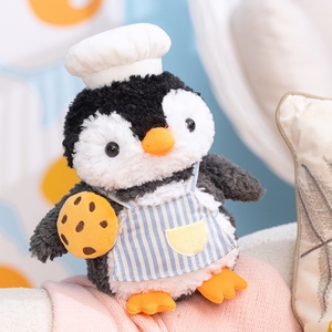 Peluche <span class=keywords><strong>Pingouin</strong></span> Chef en Velours Rose Exquis, Série Pâtisserie, avec Chapeau et Tablier, Motifs Pain, Biscuit, <span class=keywords><strong>Pizza</strong></span>, Jouet en Peluche, Vente en Gros, Fabrication OEM ODM Personnalisée - Product Image 3