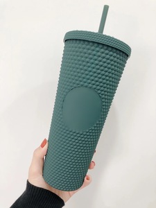 Tumbler 2025 con borchie nere opache e borchie in stile con una nuova caratteristica regalo a forma di diamante da 24 once - Product Image 4