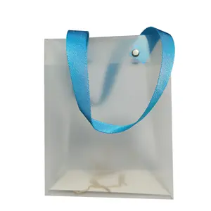 Spot pp plastic handbag Wholesale wedding candy gift bag Transparent gift bag Customized knitting rope plastic handbag