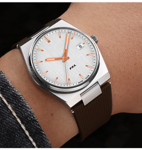 Nouveau <span class=keywords><strong>bracelet</strong></span> de <span class=keywords><strong>montre</strong></span> en <span class=keywords><strong>silicone</strong></span> avec goupille à dégagement rapide en métal pour <span class=keywords><strong>montre</strong></span> Tisso Prx 35 mm 40 mm avec fermoir déployant de luxe - Product Image 6