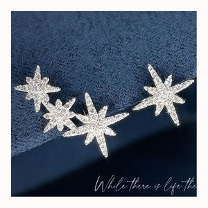 Bijoux de mode Xinfly, or véritable 18 carats et diamant naturel, hexagramme asymétrique bilatéral, boucles d'oreilles - Product Image 1