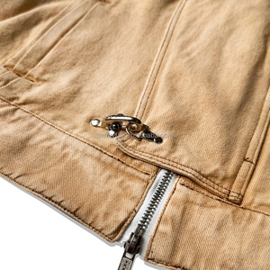 Ensemble de vêtements personnalisés pour pompiers, avec veste en jean et pantalon en denim, à boucle et fermoir mousqueton, en denim délavé coupe oversize - Product Image 3