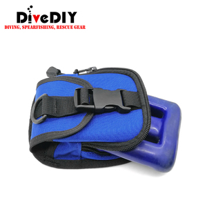 Bolsa de peso para buceo de descarga rápida de <span class=keywords><strong>5</strong></span> libras para pesca submarina y apnea, bolsillo de peso desmontable para BCD con anillo en D y correa ajustable - Product Image 2