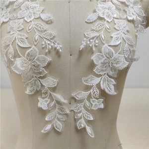 Di alta qualità 3D pizzo specchio fiori foglia fai da te velo da sposa Patch Applique bianco naturale con perline ricamo fatto a mano per scarpe borse - Product Image 4
