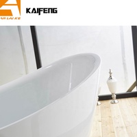 Baignoire autoportante en acrylique de luxe en forme de bateau KF-720, joint sans soudure, double marchepied, drain escamotable noir, blanc brillant