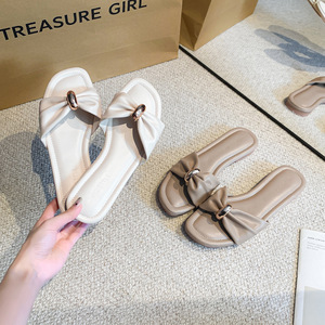 Nuevas sandalias planas transpirables y suaves de primavera/verano para mujer con lazo y hebilla metálica, diseño cómodo y elegante para exteriores. - Product Image 2