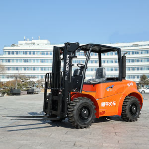2025 yeni tasarım 4WD dizel motor çatal kaldırıcı kamyon 4.5ton kapasite 3m 5m 6m fabrika fiyat ile engebeli arazi forkliftler - Product Image 5